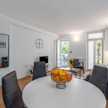 Malerisches Mit Mediterranem Garten - Nur 450 Meter Zum アパート *